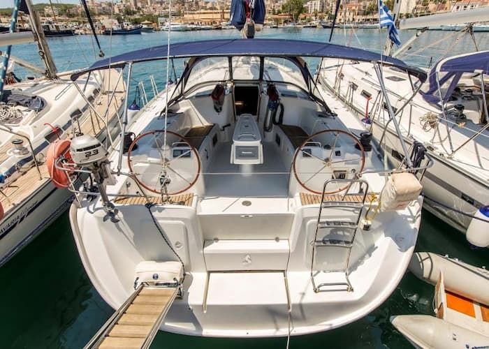 Sailing yacht rental, Rhode sailing yacht 