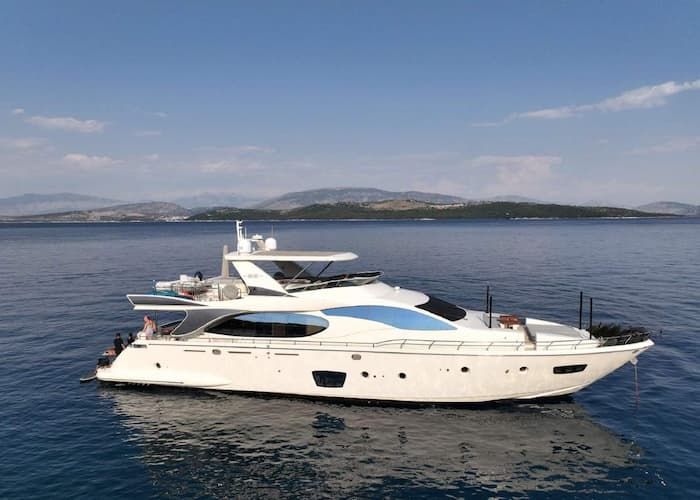 Luxury yacht charter Corfu, yacht charter Kefalonia, Zakynthos yachting