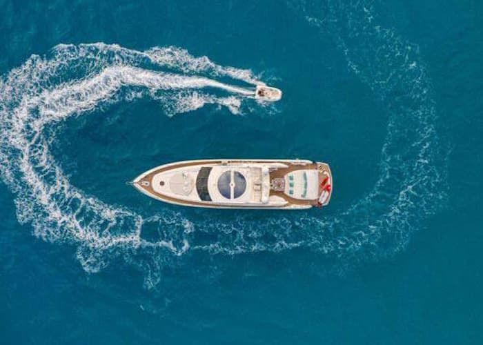 weekly cruise Ionio, corfu yacht rental, private cruise Corfu, Lefkas