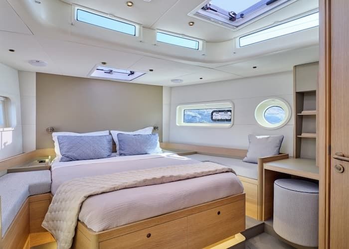 Yacht Mykonos cabin, Mykonos yacht accommodation Cyclades